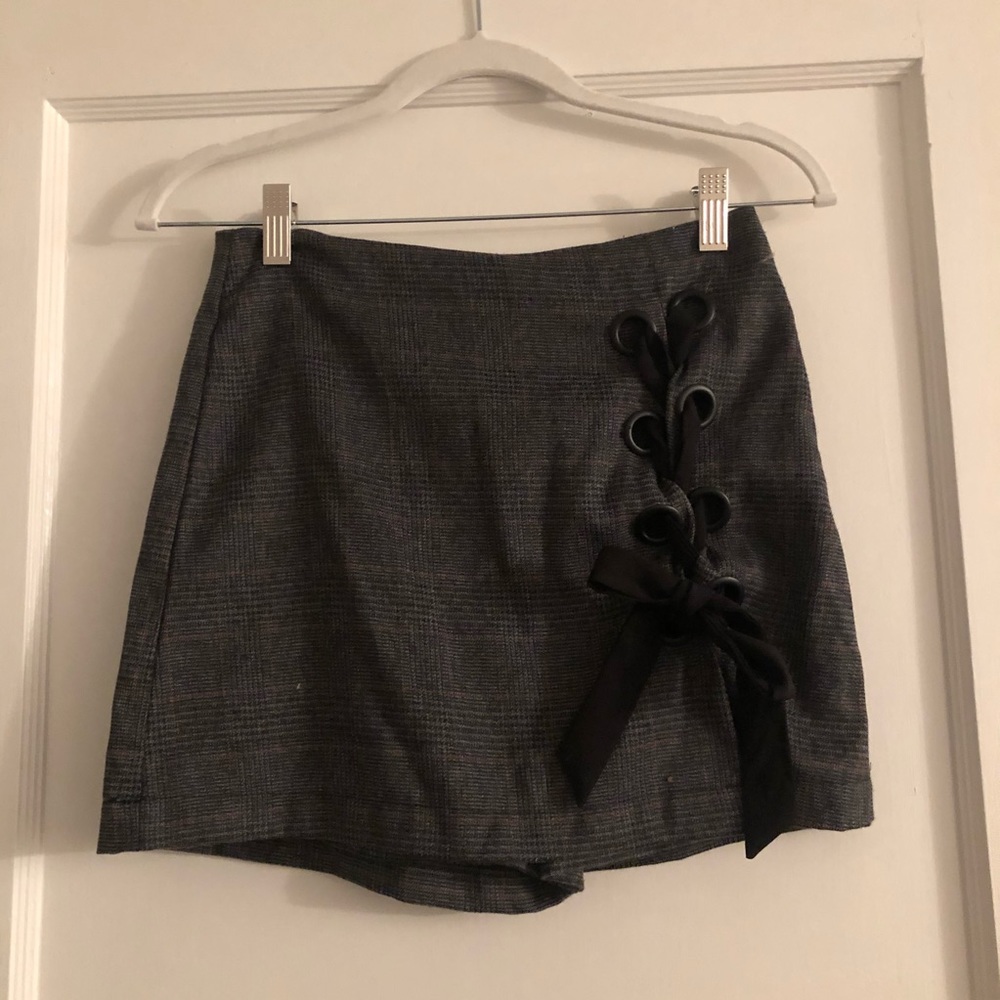 Do + Be Plaid Mini Skort